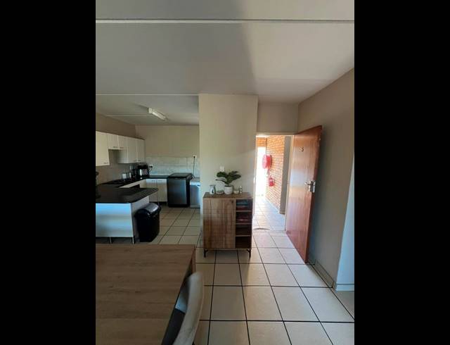 1 BEDROOM PROPERTY TO RENT IN WELTEVREDEN PARK